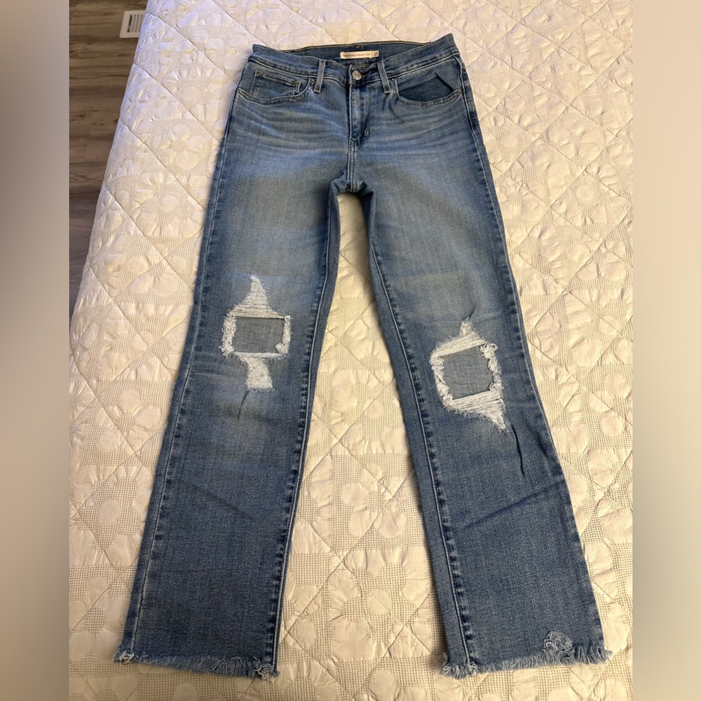 Levi’s high rise straight crop